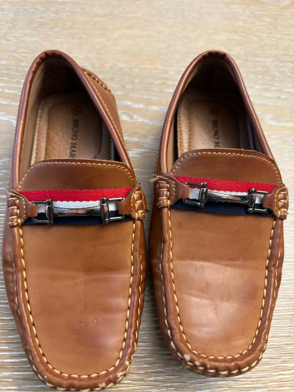 Bruno Marc Kids Brown Slip-On Dress Loafers with Red Accent, size 2